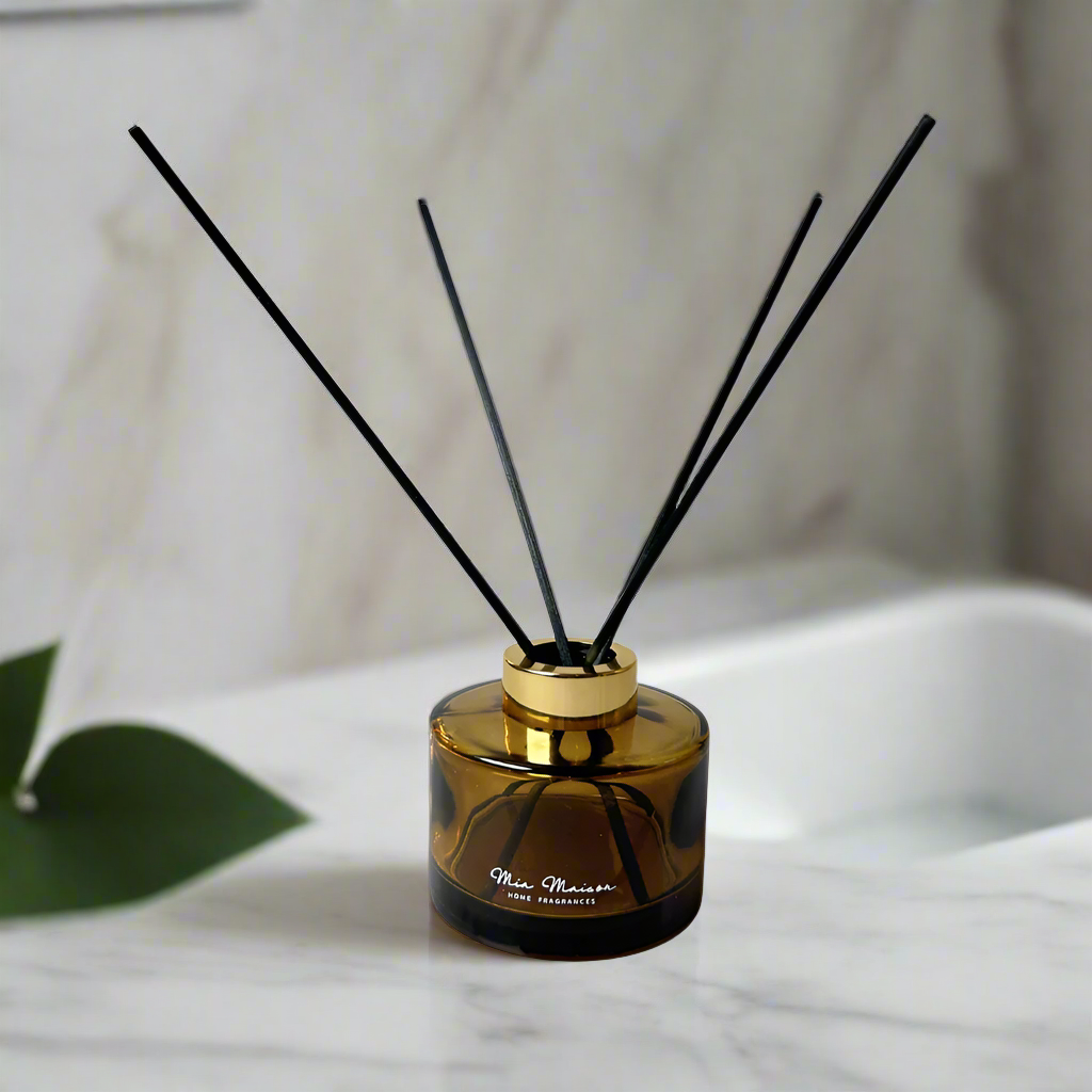 Luxury Reed Diffuser – 120ml Set with Oil & Sticks
